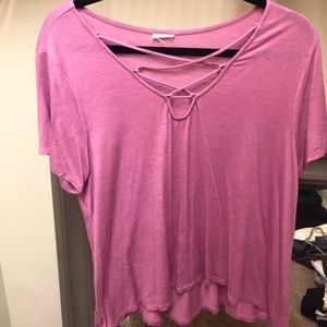 pink criss cross t shirt!
